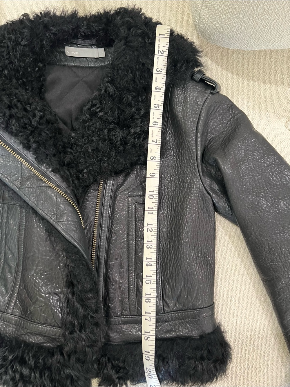 Vince Black Lamb Leather & Lamb Shearling Moto Jacket XS | Cropped Luxury Coat - Picture 10 of 10